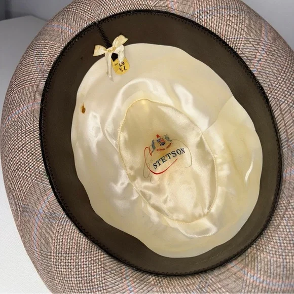 Vintage Stetson Beige‎ Plaid Fedora Hat with Feather Accent